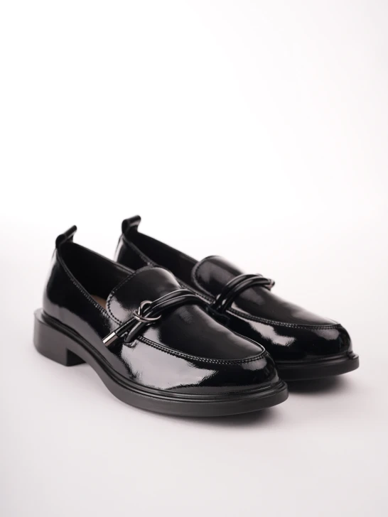 PASS Women's Black Patent Leather Moccasins