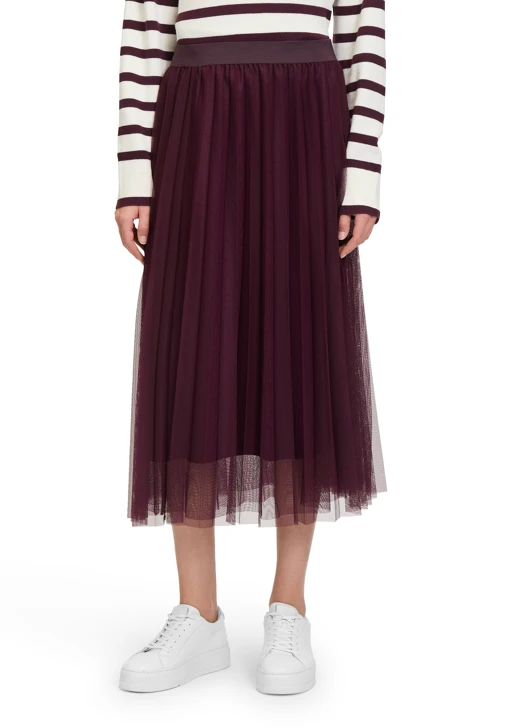 BETTY & CO women's skirt burgundy pleated