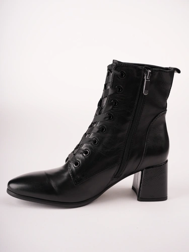 REGARDE le CIEL Women's Black Leather Ankle Boots (3)