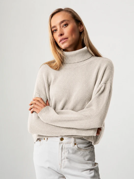 CATNOIR Women's Merino Wool Turtleneck, Gray