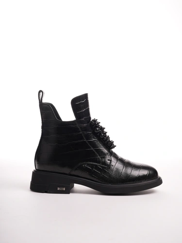 EPICA women's ankle black patent (2)
