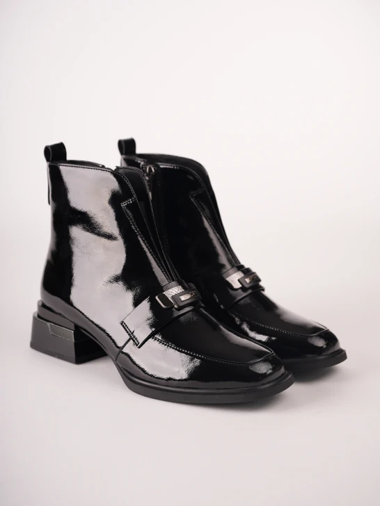EPICA Women's Ankle Boots in Black Patent Leather