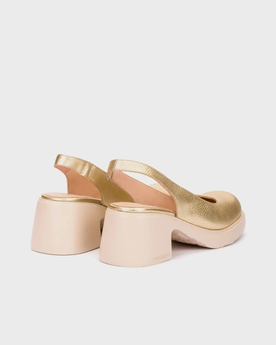 WONDERS women's heelless pumps gold (1)