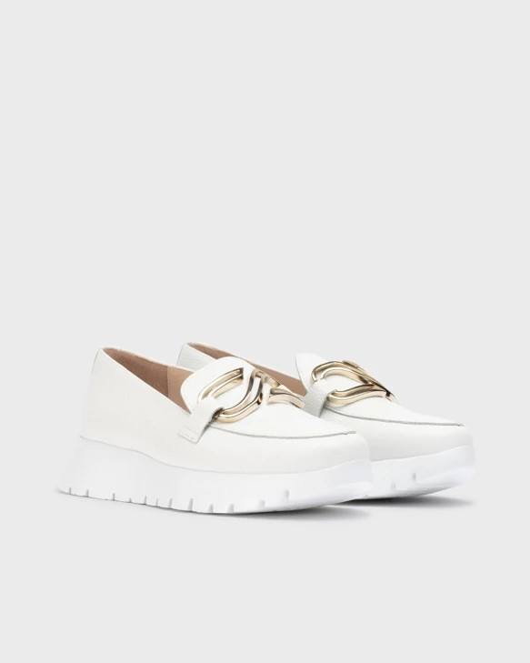 WONDERS women's moccasins buckle white