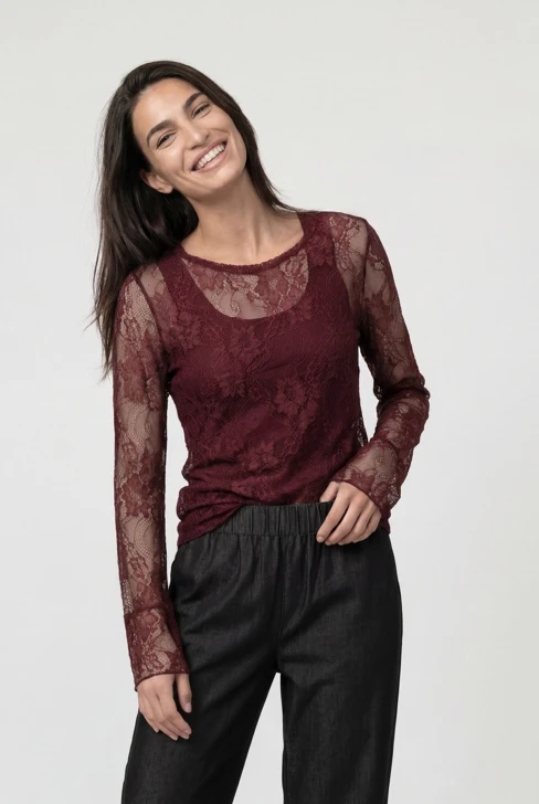 MONARI LEO & BORDEAUX Women's Burgundy Lace Blouse