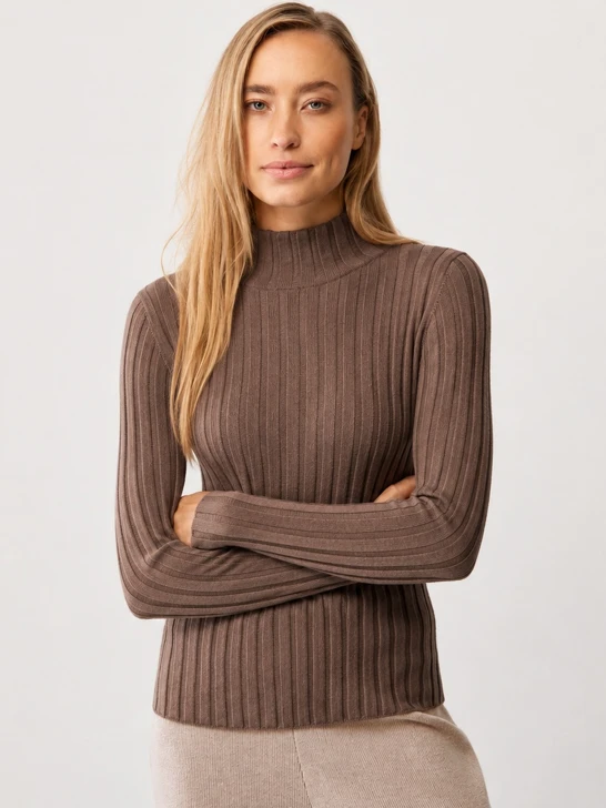 CATNOIR Women's Dark Gray Merino Wool Turtleneck Sweater