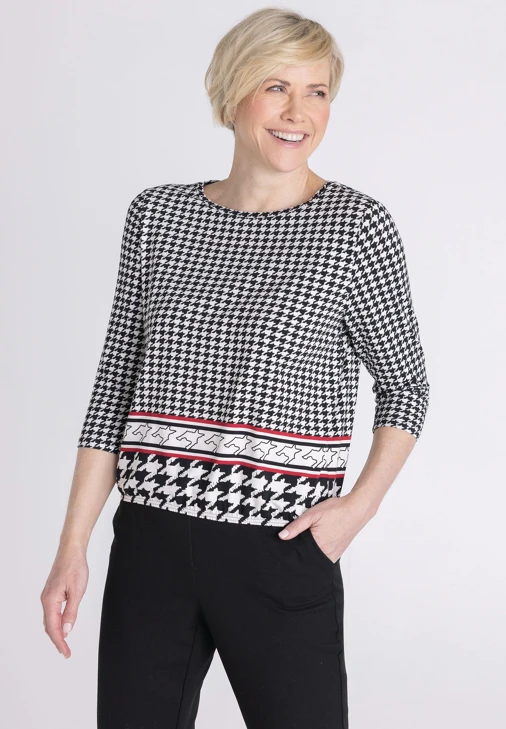 FRANK WALDER Women's Black and Beige Patterned T-Shirt