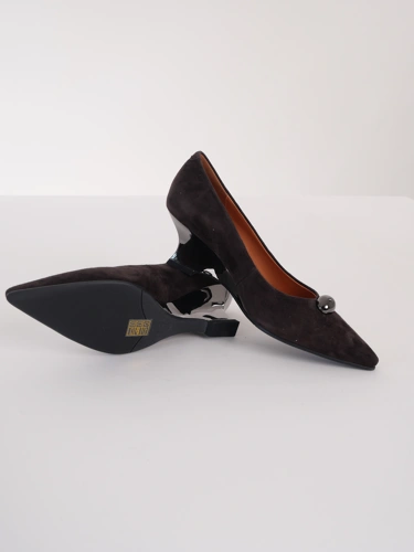 EPICA ladies brown pumps with decorative detail on the toe (4)