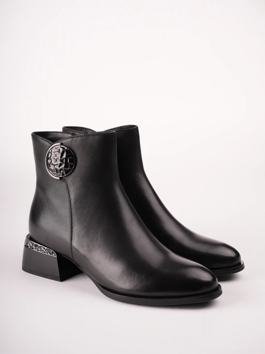 EPICA Women's Black Leather Ankle Boots