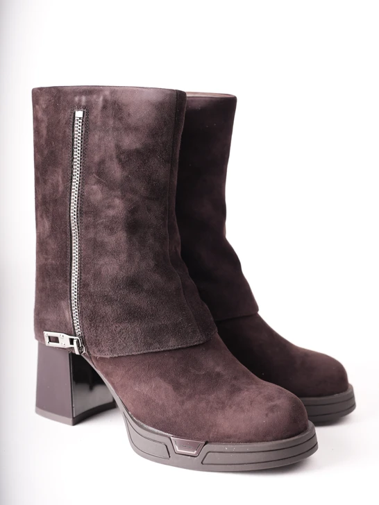 EPICA Women's Brown Suede Ankle Boots