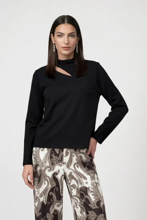 MONARI FRONT ROW Women's Black Sweatshirt