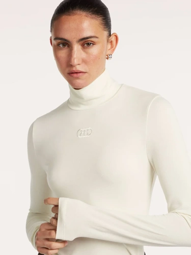 BEAUMONT Women's Cream-Colored Lightweight Turtleneck (2)