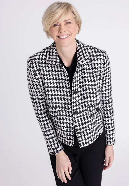 FRANK WALDER Women's Short Jacket, Black-and-White Pepito Pattern