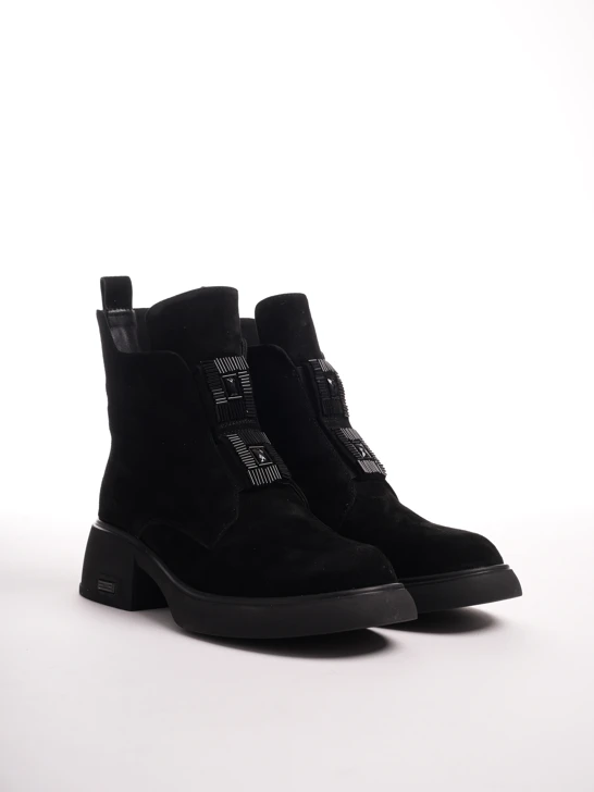 EPICA women's ankle black