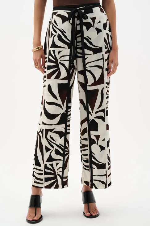 JOSEPH RIBKOFF ladies trousers beige with dark print