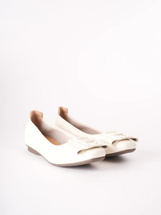 PASS ladies ballerinas with buckle beige