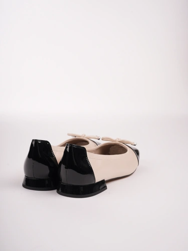 CAPRICE ladies ballerinas beige and black (1)