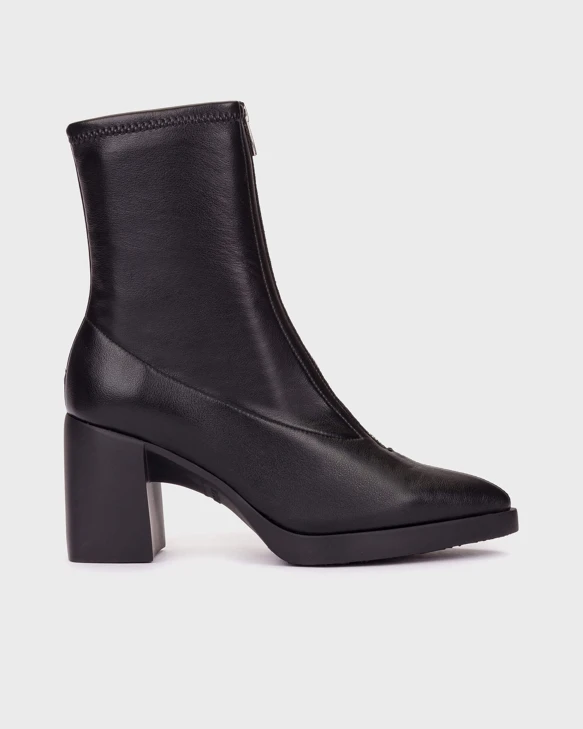 WONDERS Women's Ankle Boots with Front Zipper, Black