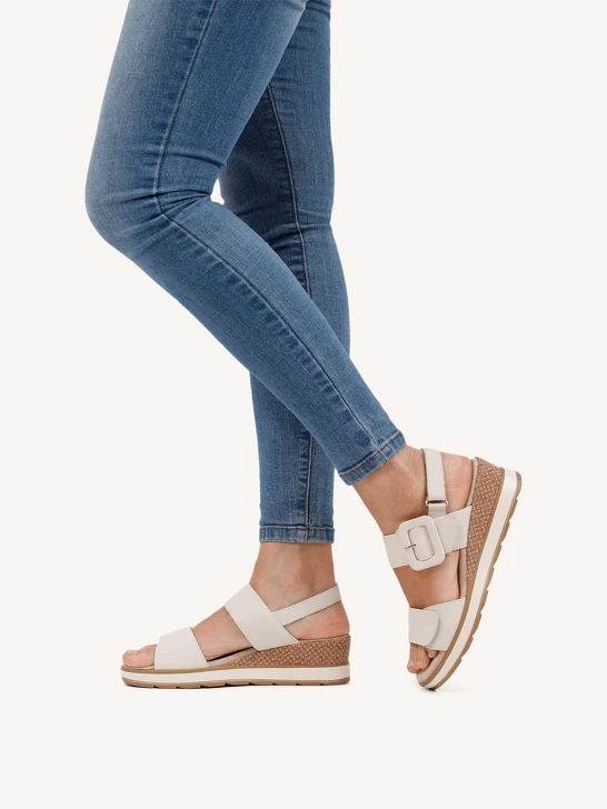 CAPRICE women's sandals beige