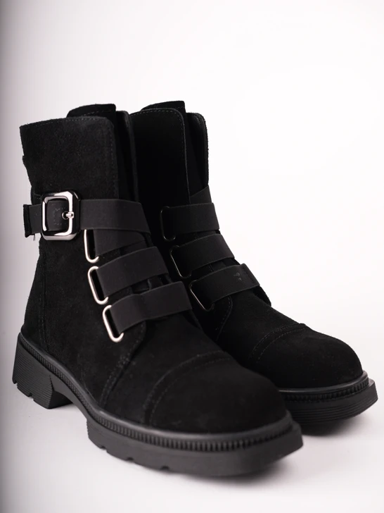 PASS Women's Black Suede Ankle Boots