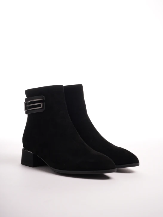 EPICA women's ankle black